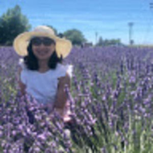 Meet your Posher, Angela